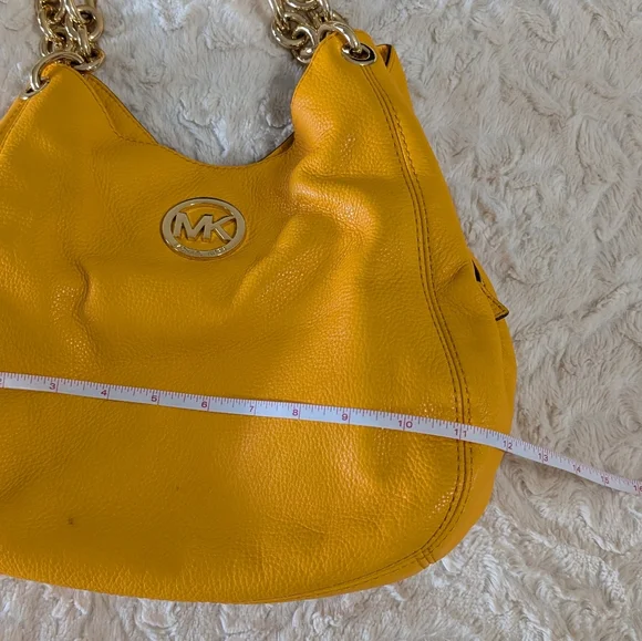 Micheal Kors Fulton Chain medium yellow mustard tote bag purse - Picture 4 of 9
